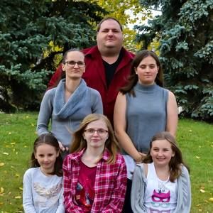 Meet your Posher, Cassandra